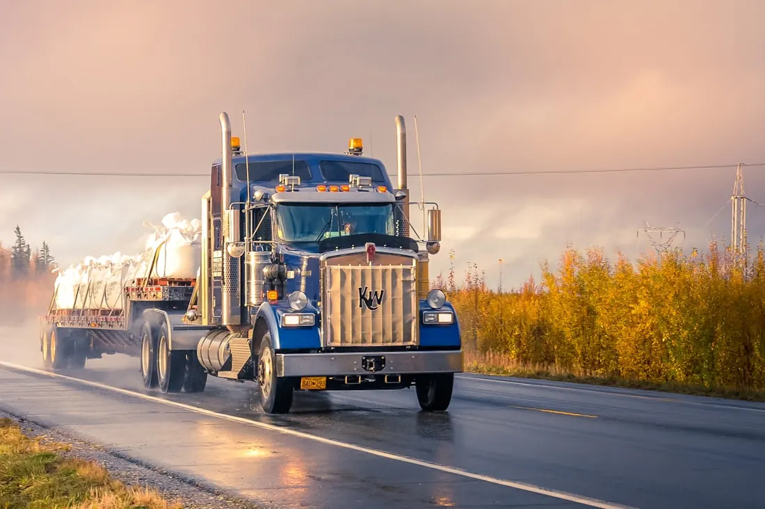 Heavy Trucks, 15–18 Tyres